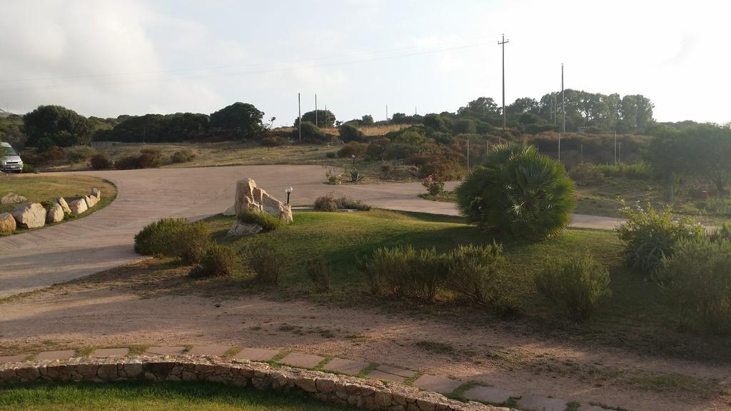 Hotel Ristorante La Tana Di Li Mazzoni Trinità dʼAgultu Exteriör bild